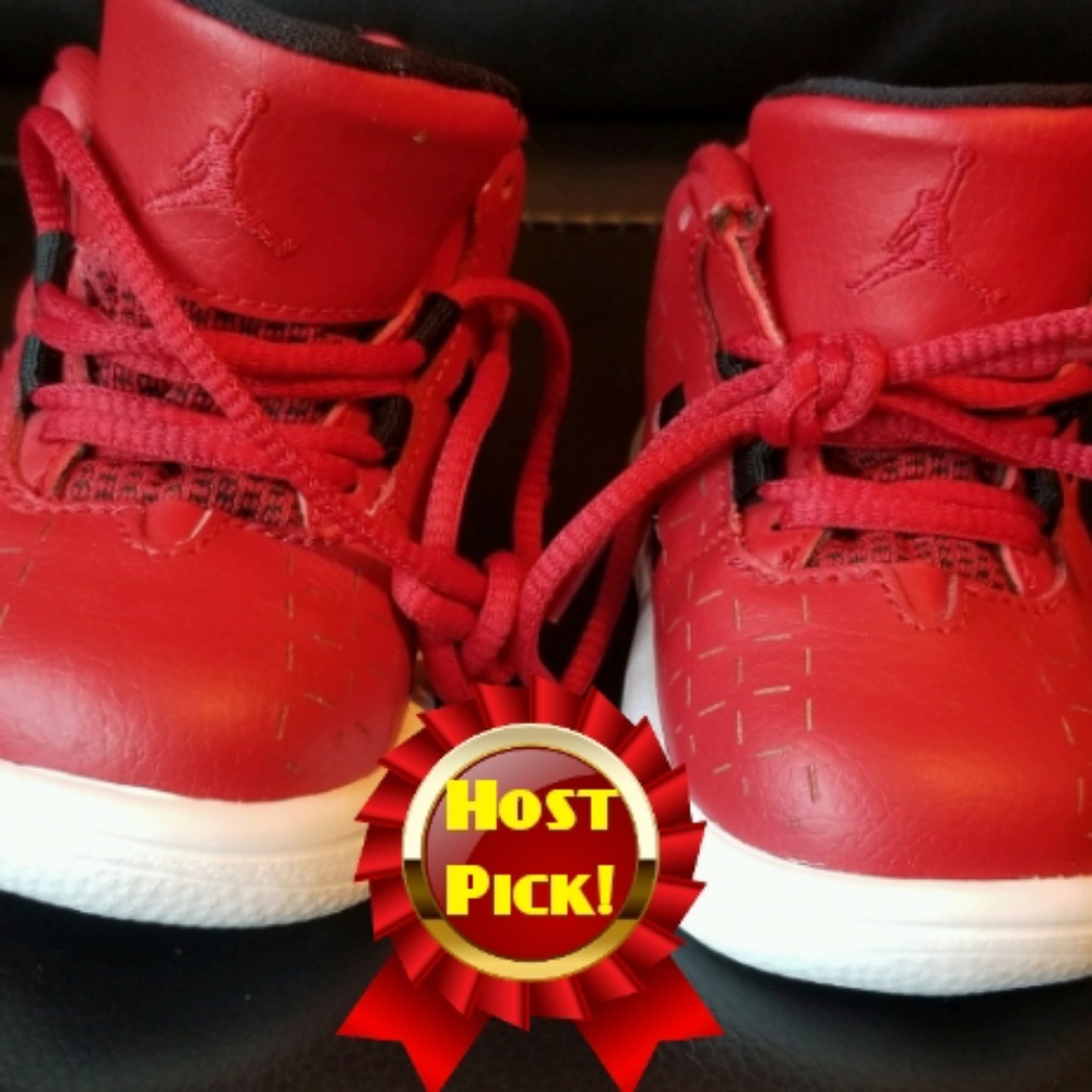 🎉 HP 🚨JORDAN Illusion Red Kids Sneaker (Size 5c)